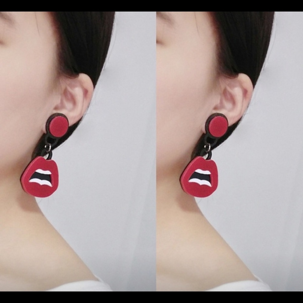 NWT Red Lip 👄 Acrylic Earrings